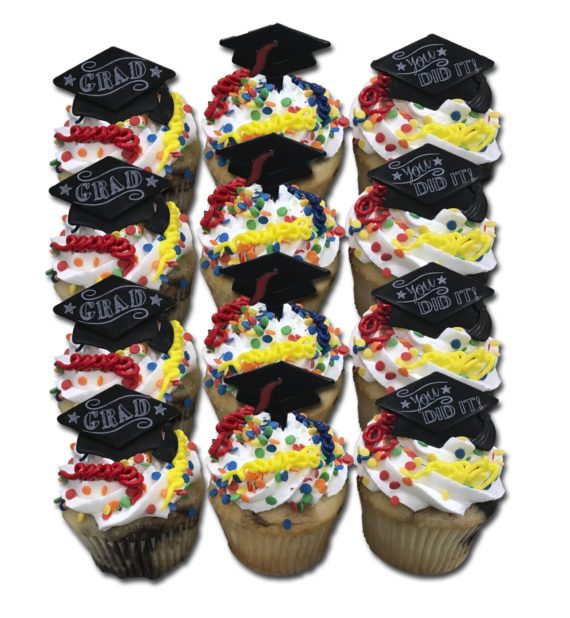 graduation cupcakes