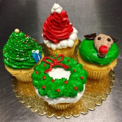 Christmas Cupcakes, Chocolate (Dozen)